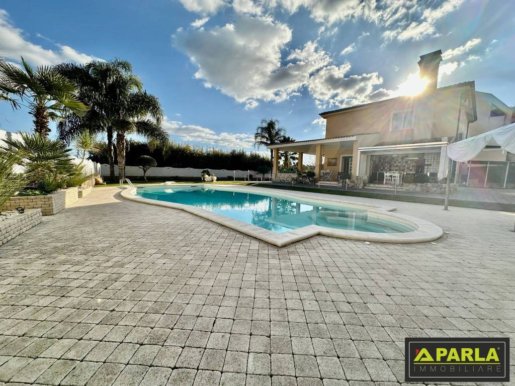 Villa a Canicattì in Viale Giudice Antonino Saetta - Foto 2