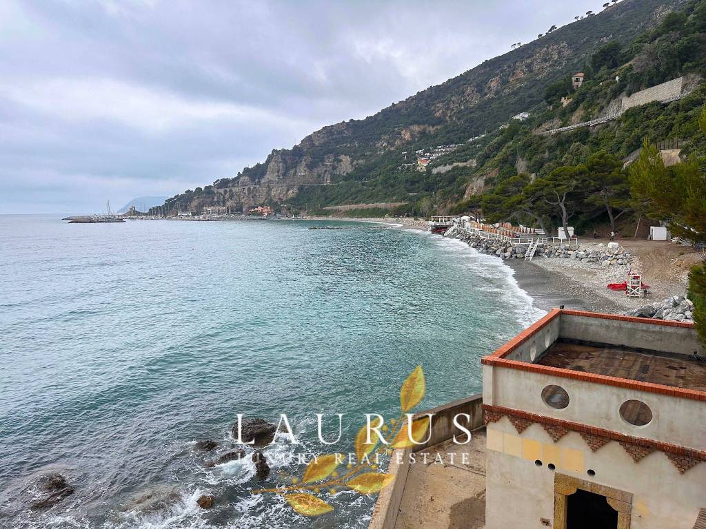 Villa a Alassio in Via Aurelia - Foto 3