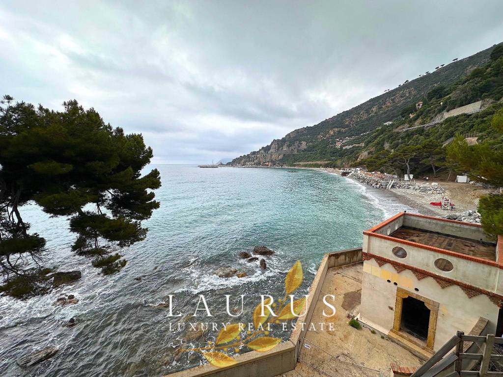 Villa a Alassio in Via Aurelia - Foto 4