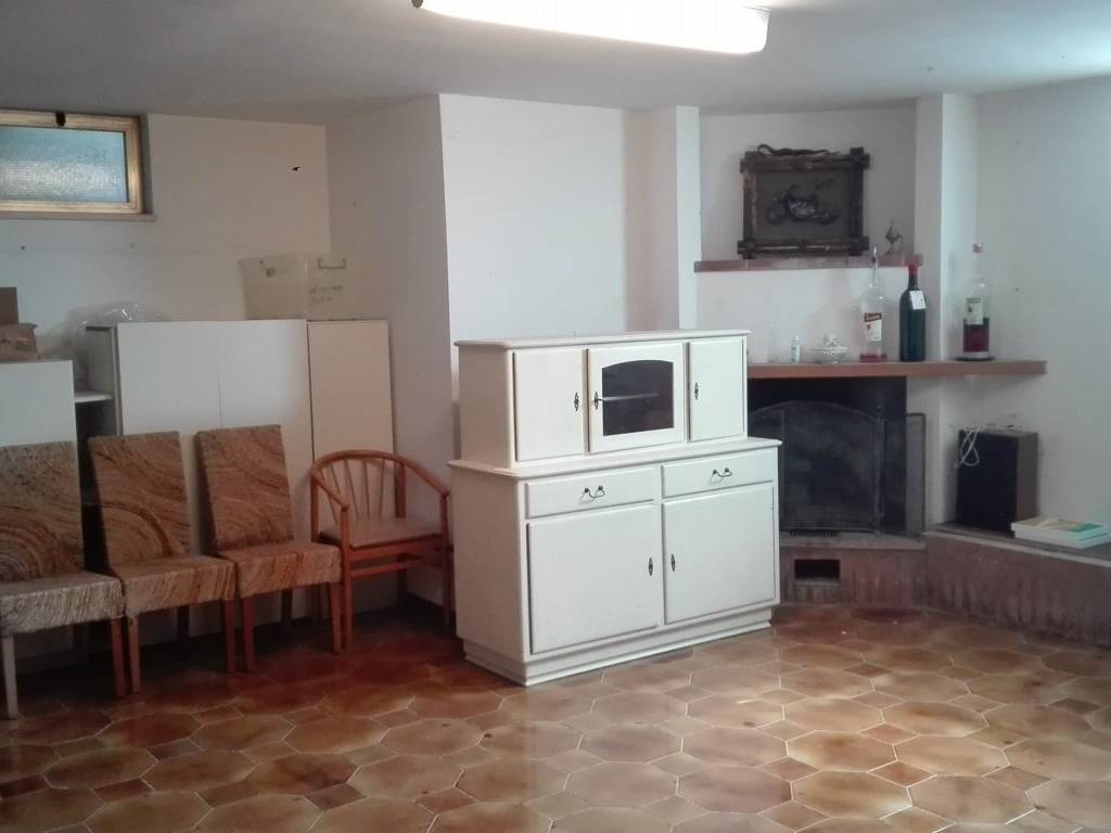 Villa a Nereto in Via Alessandro Manzoni - Foto 2
