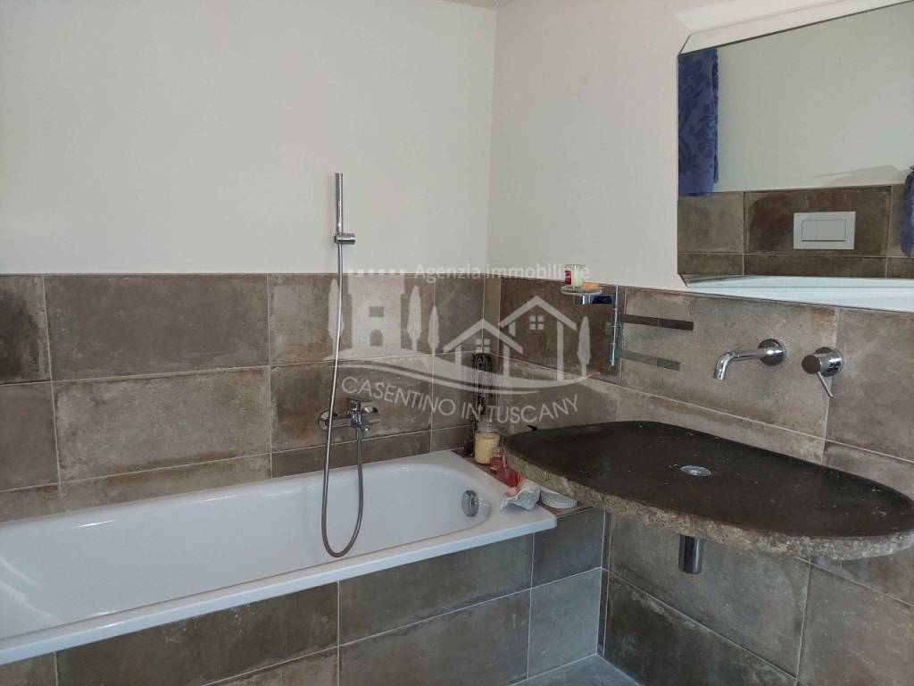 Casa indipendente a Chitignano in VIA GARIBALDI - Foto 5