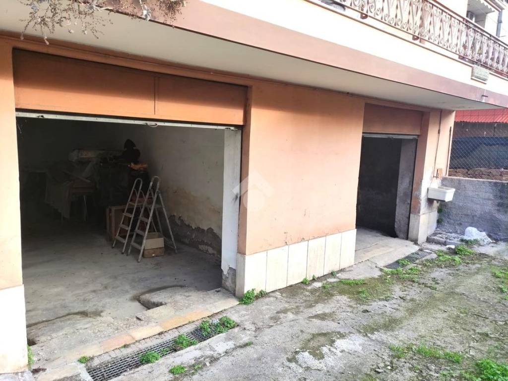Immobile a Roma in Via Benigno Crespi, 32 - Foto 2
