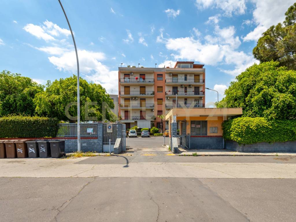 Appartamento a Catania in Via Freri Antonello, 14 - Foto 3