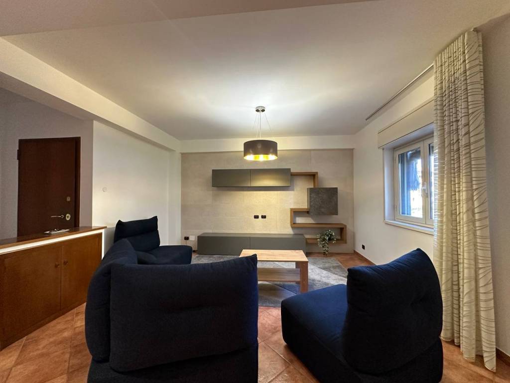 Appartamento a San giovanni la punta in Via Gaetano Donizetti - Foto 4