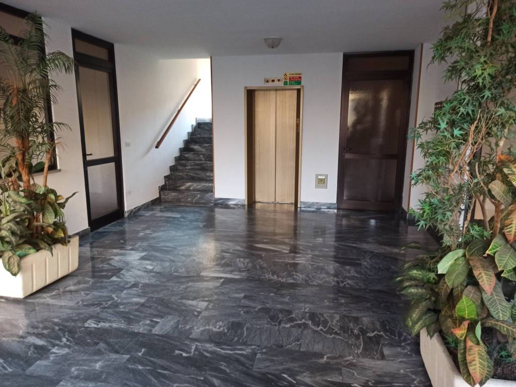 Appartamento a Vercelli in Via Francesco Borgogna, 11 - Foto 3