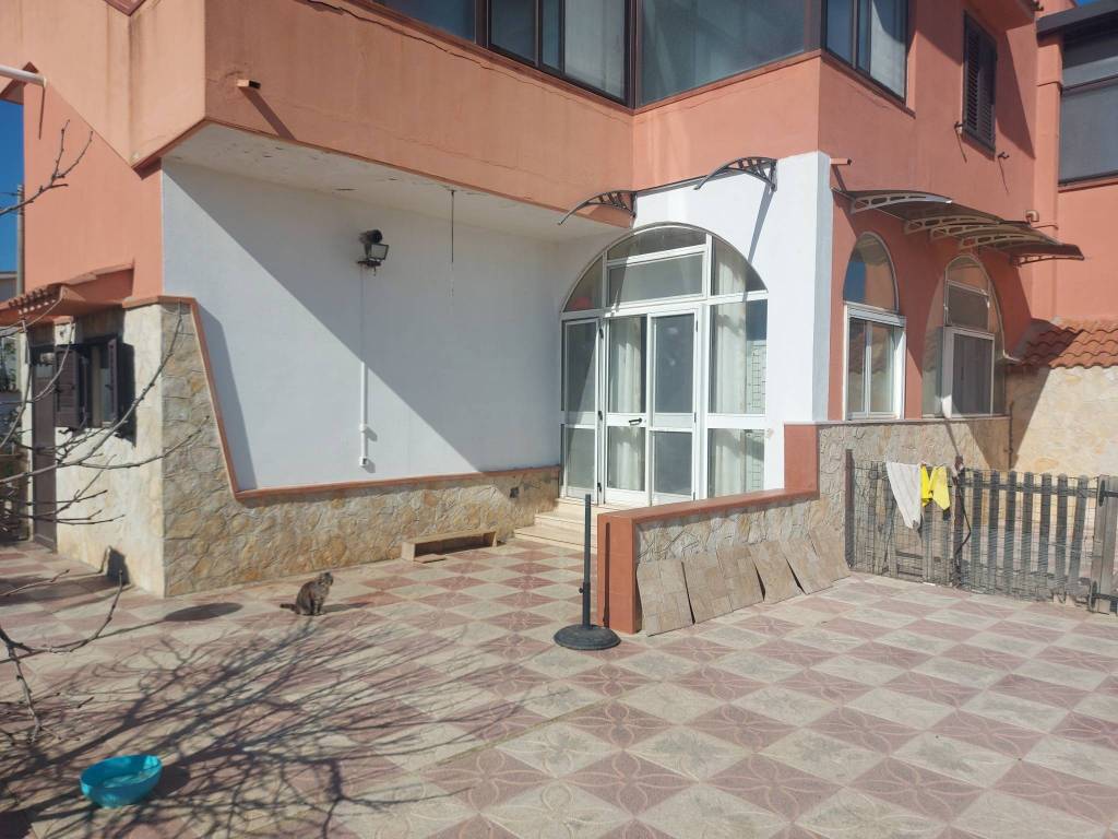 Villa a Taranto in Via Antonio Cofano, 9 - Foto 4