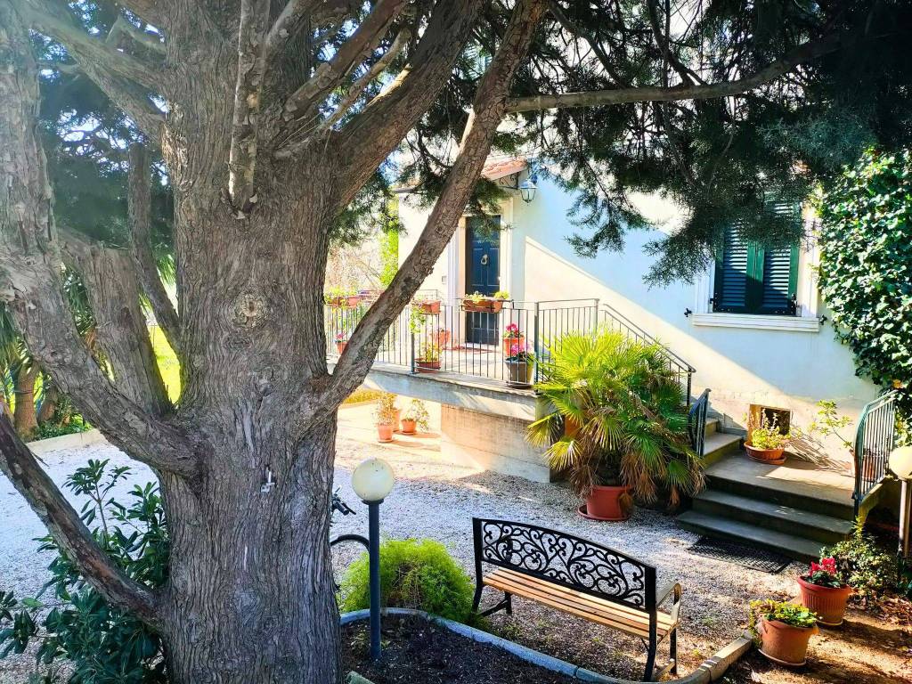 Casa indipendente a Civitanova marche in Strada Provinciale Maceratese, 40 - Foto 2