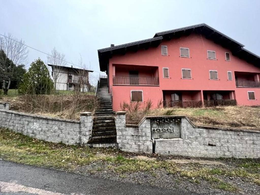 Palazzo / stabile a Pievepelago in Via Rigone, 32 - Foto 2