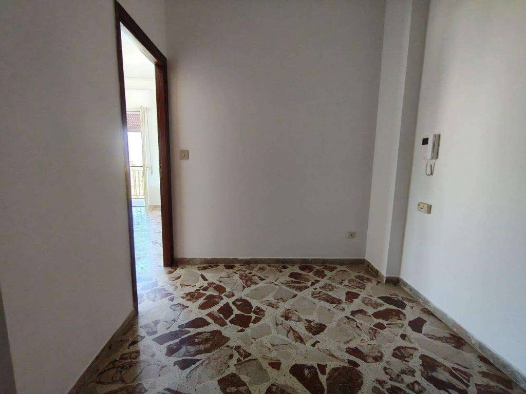 Appartamento a Santa flavia in via San Marco - Foto 2