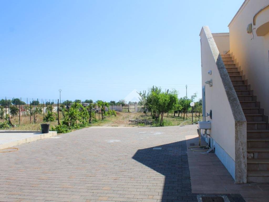 Villa a Carovigno in Contrada Montestazzo - Foto 2