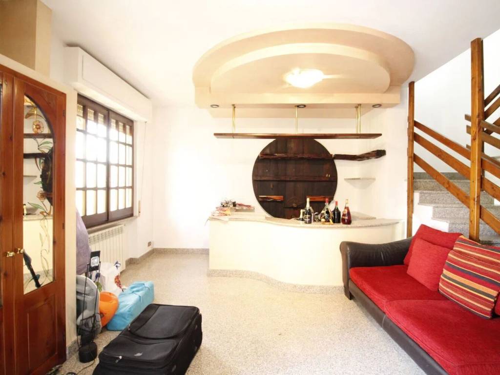 Villa a Cagliari in Via Paolo Placido, 24 - Foto 3