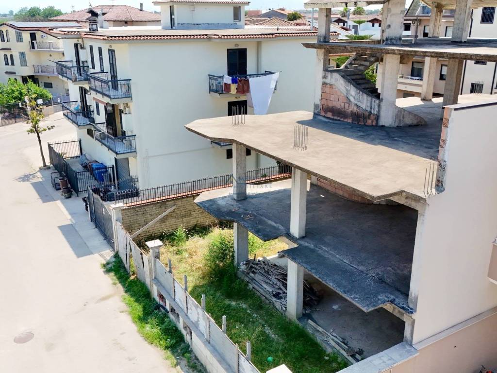 Palazzo / stabile a Parete in Via Pio La Torre - Foto 4