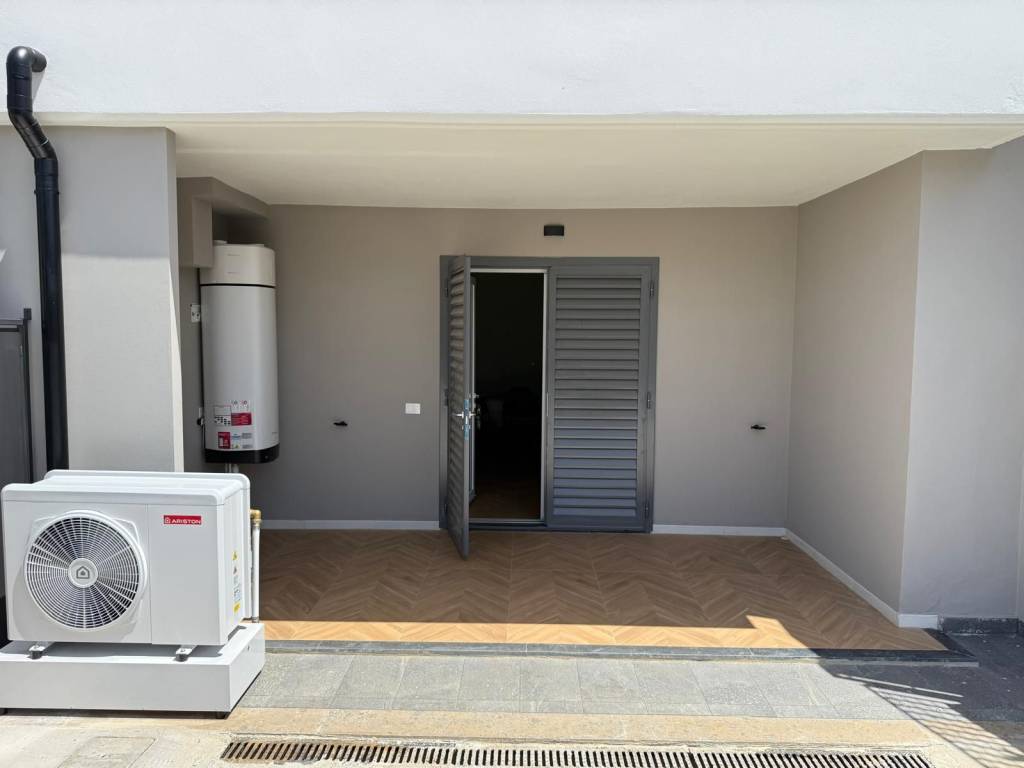 Villa a Aprilia in Via Molveno - Foto 5