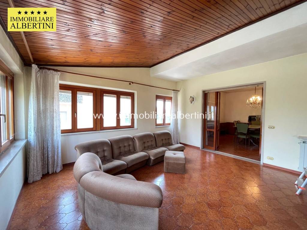 Villa a Villafranca di verona in Via Angelo Poiani, 31 - Foto 3