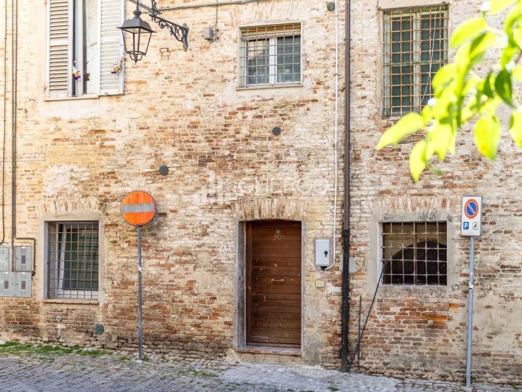 Appartamento a Jesi in VIA SPALDI, 20 - Foto 2