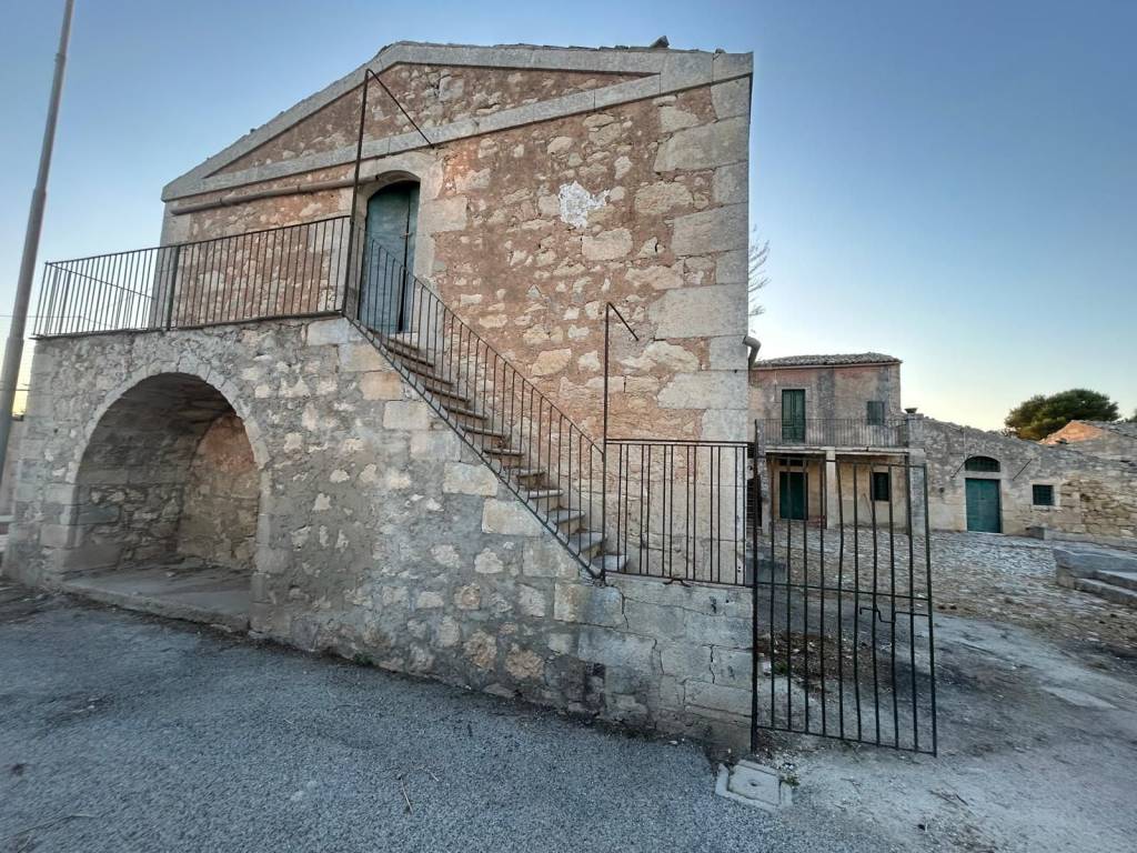 Rustico / casale a Ragusa in Via Pier Paolo Pasolini, 18 - Foto 2