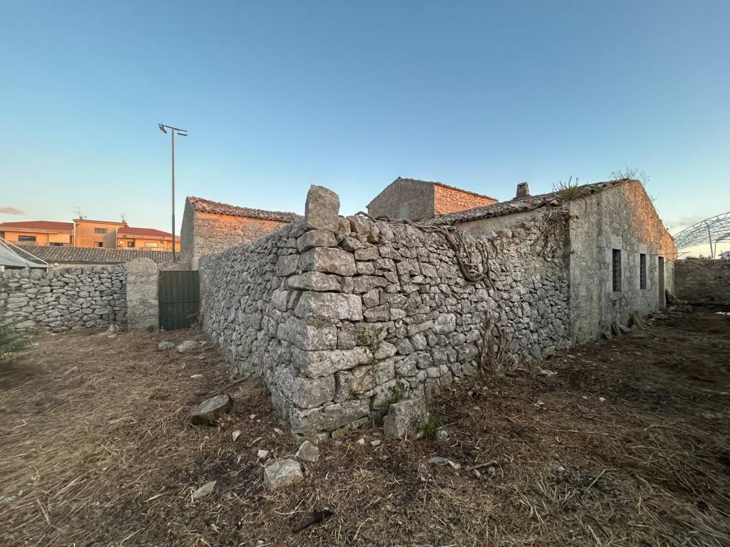 Rustico / casale a Ragusa in Via Pier Paolo Pasolini, 18 - Foto 5