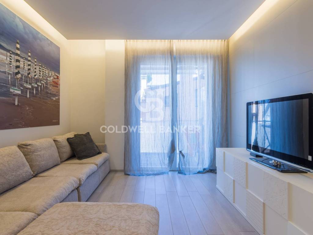 Appartamento a Riccione in Viale Catullo Caio Valerio, 9 - Foto 3