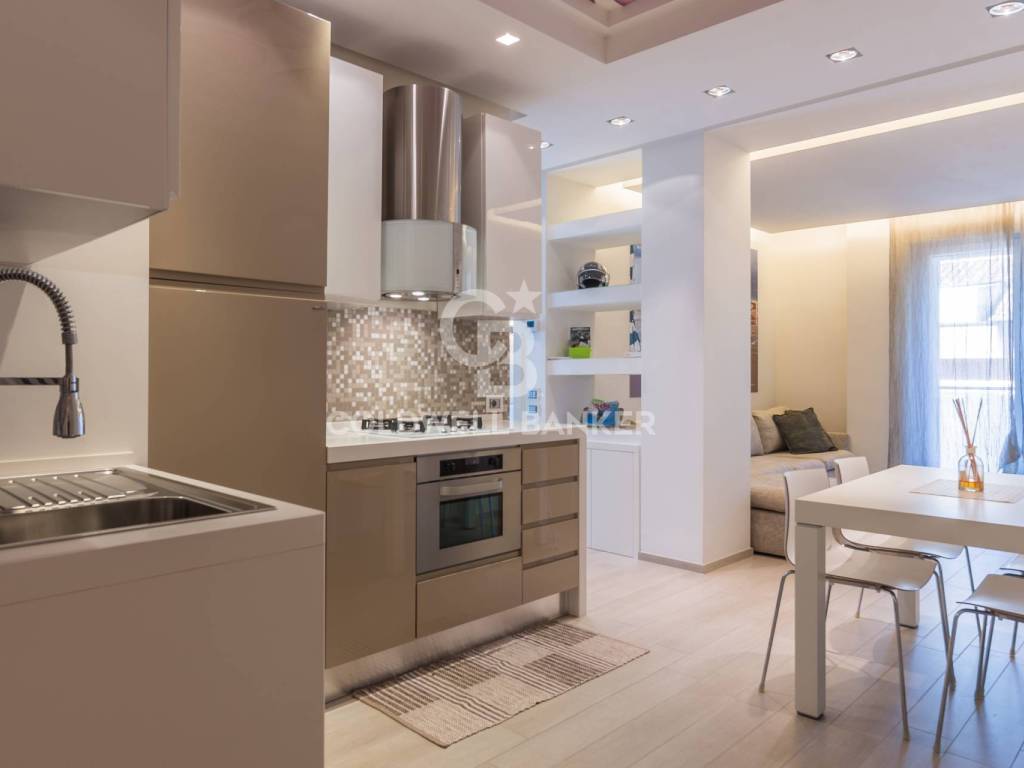 Appartamento a Riccione in Viale Catullo Caio Valerio, 9 - Foto 5