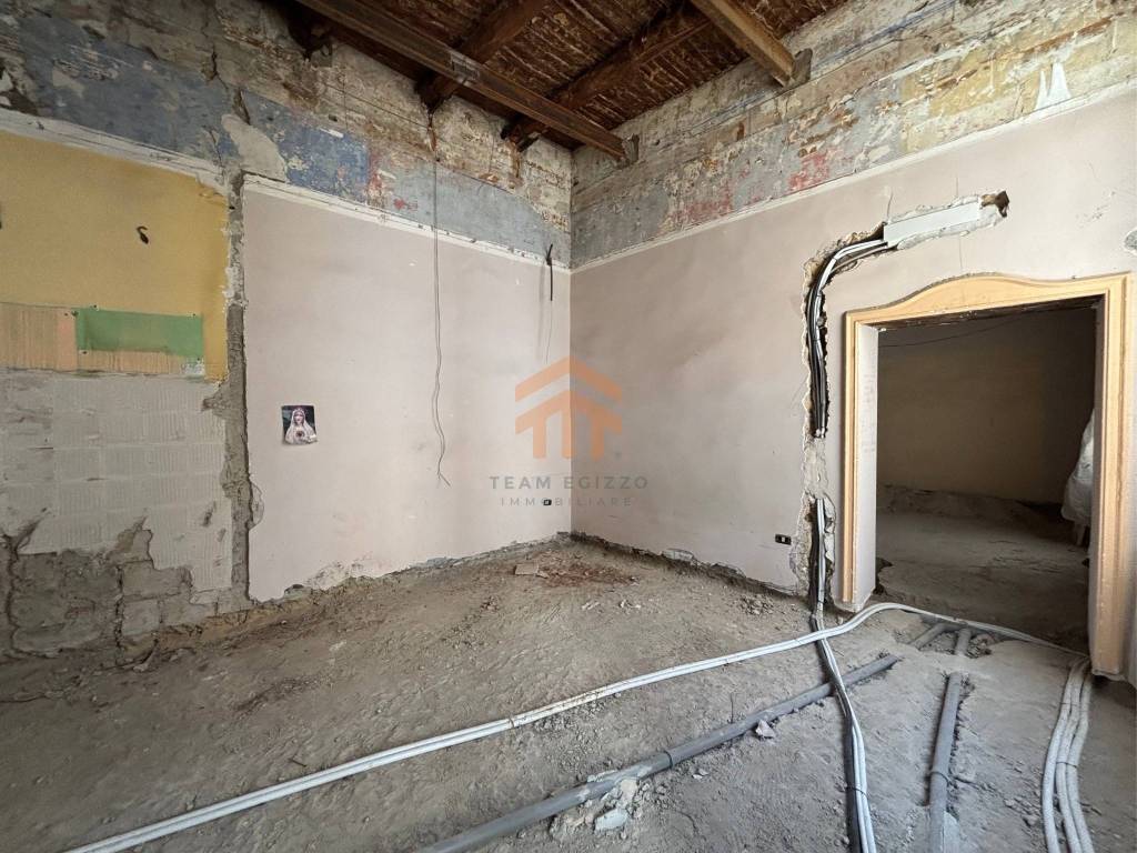 Appartamento a Napoli in Piazza Cardinale Sisto Riario Sforza - Foto 4