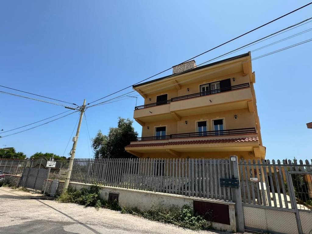 Appartamento a Palermo in Via Giulio Palumbo, 37 - Foto 2