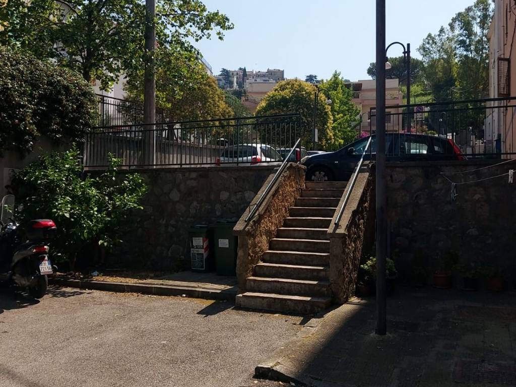 Appartamento a Salerno in Piazza Ippolito di Pastina - Foto 3