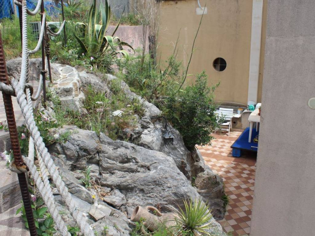 Appartamento a Lipari in Via Maddalena - Foto 2