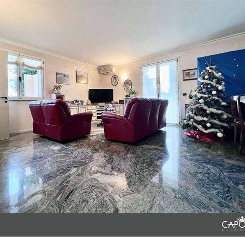 Appartamento a Riccione in Viale Farini 6 - Foto 5