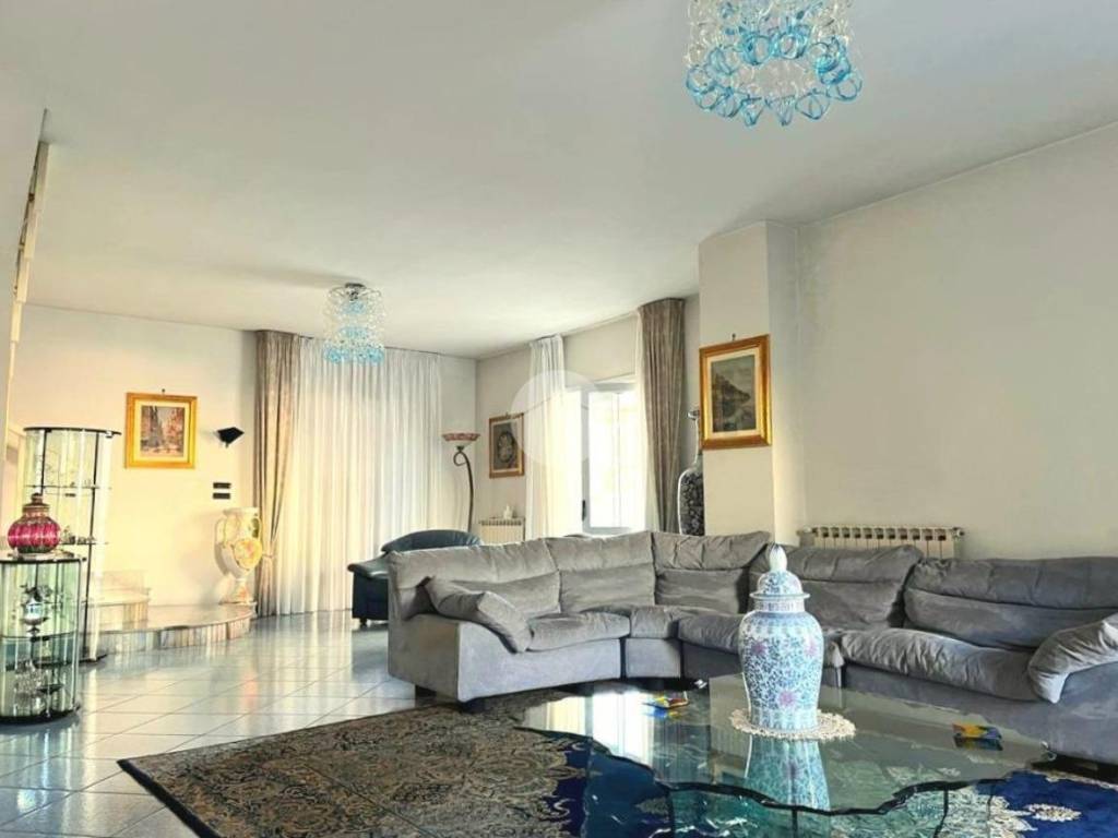 Villa a Casoria in Via G. Meazza, 22 - Foto 3