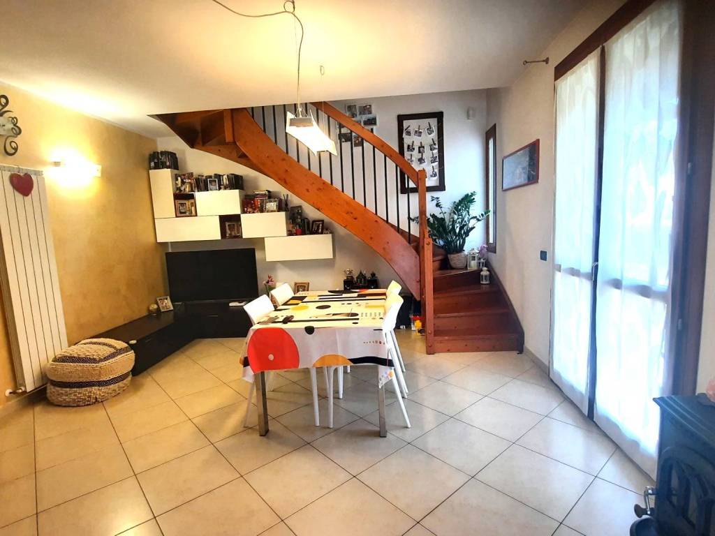 Villa a Polesella in Via Mayer - Foto 2