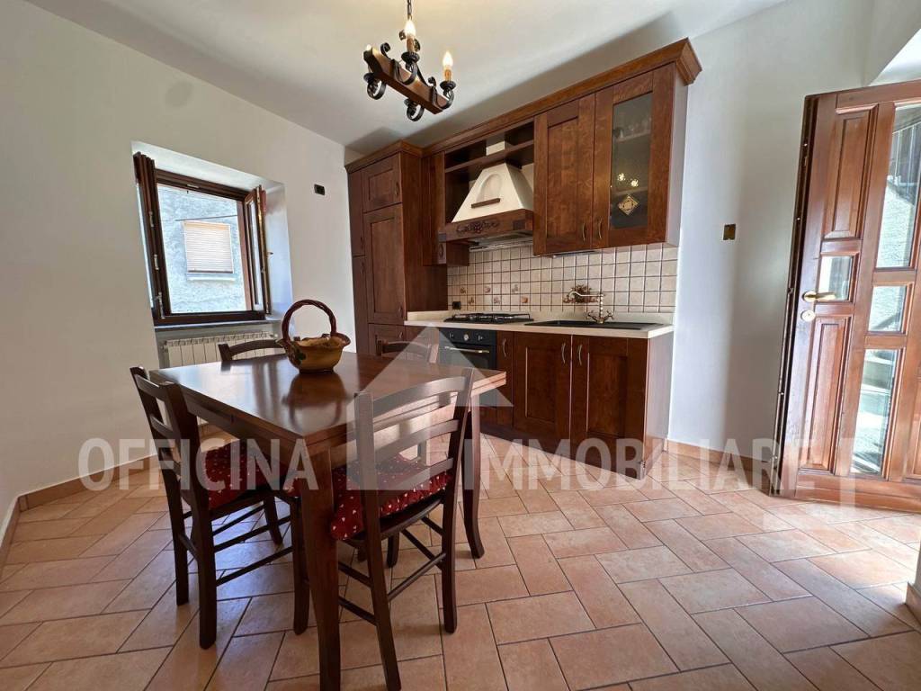 Casa indipendente a Ardenno in Via Duca D'Aosta , 44 - Foto 3