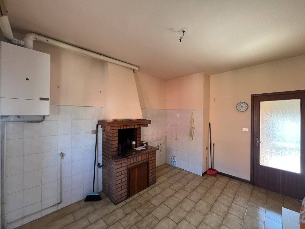 Appartamento a Imola in Via Carlo Cattaneo - Foto 4