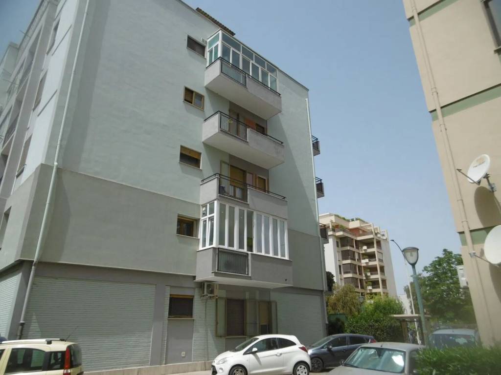 Appartamento a Cagliari in Via Baldassarre Castiglione, 68 - Foto 2