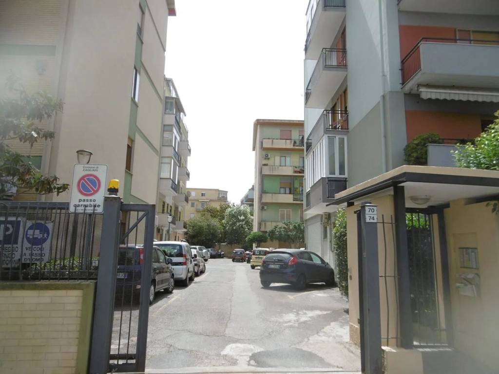 Appartamento a Cagliari in Via Baldassarre Castiglione, 68 - Foto 4