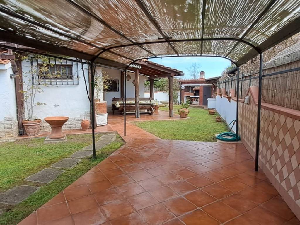 Villa a San felice circeo in Via Mediana Vecchia - Foto 2