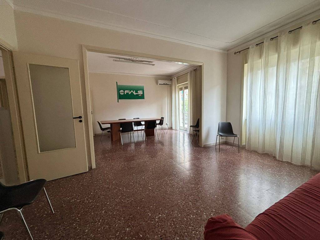 Appartamento a Catania in Viale Mario Rapisardi - Foto 3