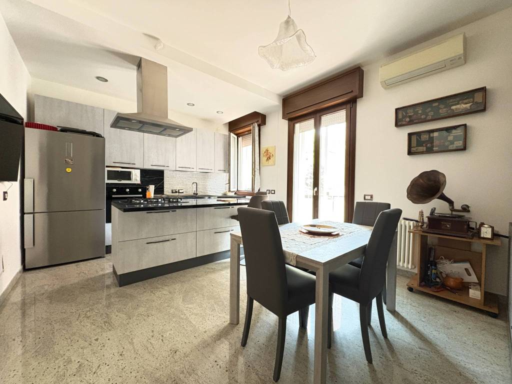 Appartamento a Casalecchio di reno in Via Michelangelo Merisi Caravaggio - Foto 2