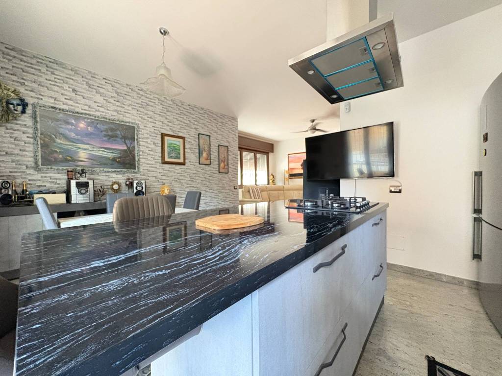 Appartamento a Casalecchio di reno in Via Michelangelo Merisi Caravaggio - Foto 4