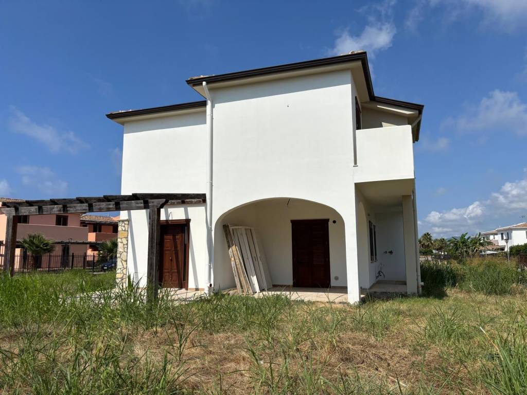 Villa a Campofelice di roccella in SS113 - Foto 2