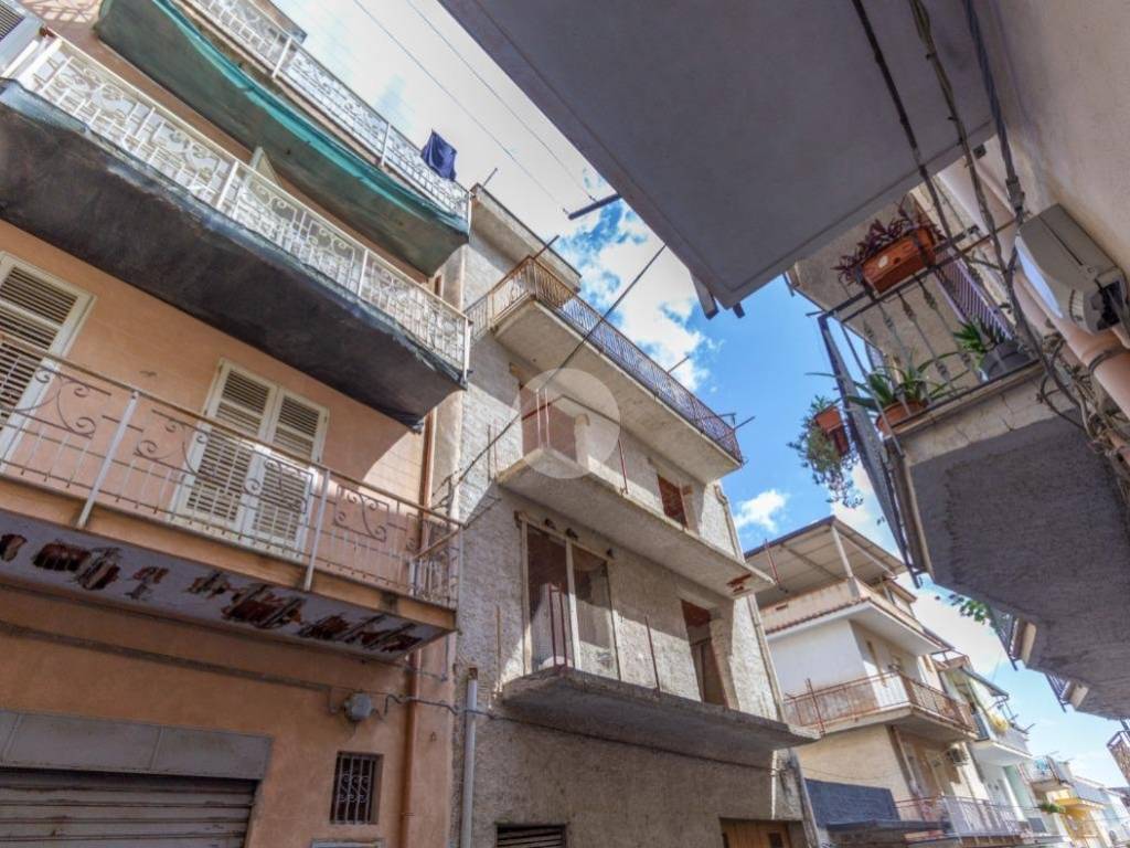 Palazzo / stabile a Villabate in Via Liguria, 33 - Foto 5