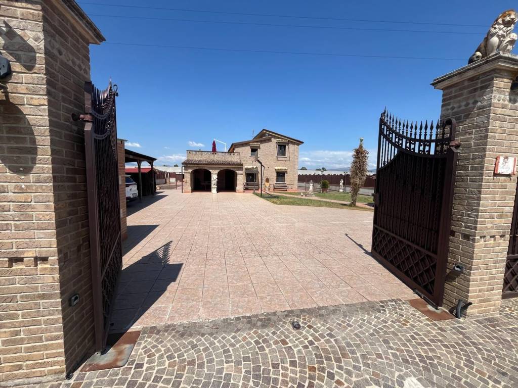 Villa a Sabaudia in Strada Gianfilippo - Foto 5
