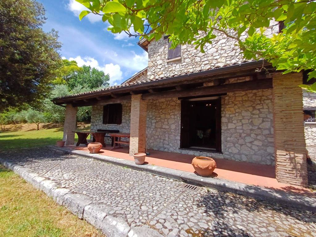 Villa a Colli sul velino in Via Principe di Piemonte - Foto 3