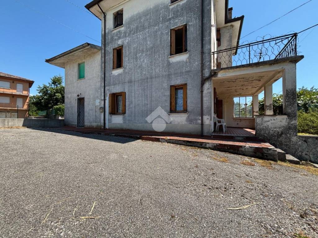Casa indipendente a Cassacco in Viale Udine, 22 - Foto 2
