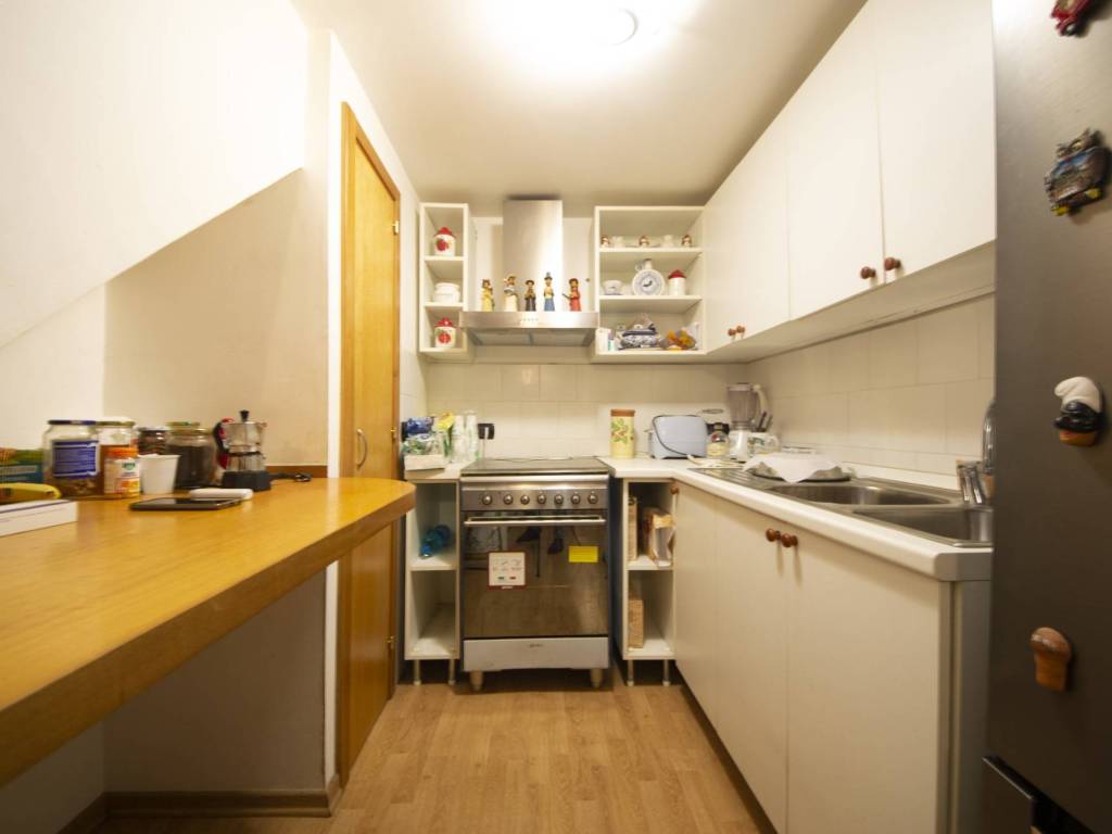 Appartamento a Napoli in Via Cedronio - Foto 5