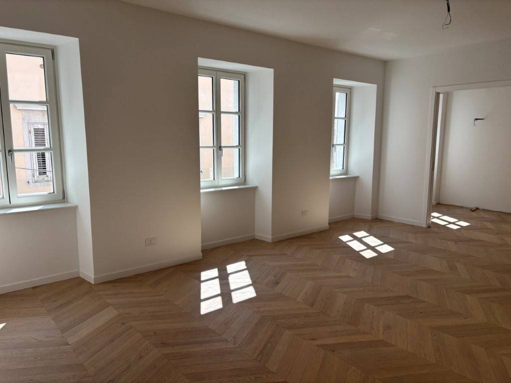 Appartamento a Trieste in Viale 20 Settembre, 27 - Foto 2