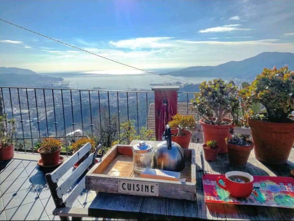 Casa indipendente a La spezia in Via Castellazzo, 33 - Foto 2
