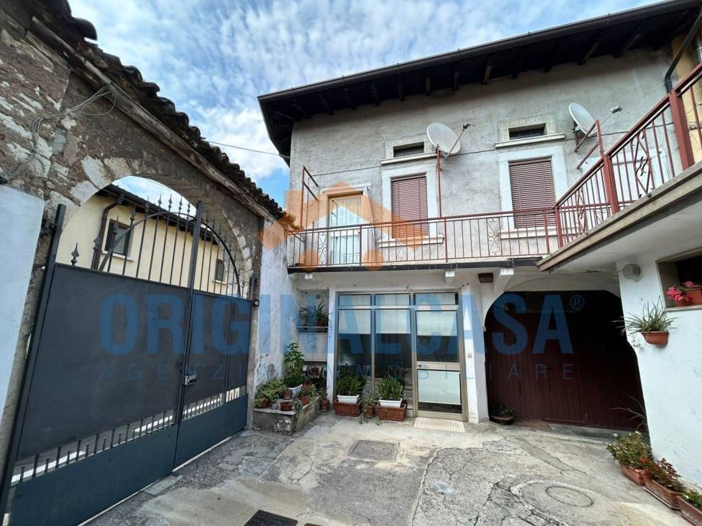 Casa indipendente a Rezzato in Via Santuario, 20 - Foto 4