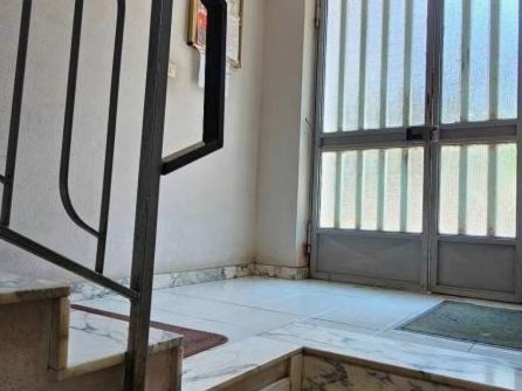Appartamento a Aci sant'antonio in Via Regina Margherita - Foto 5