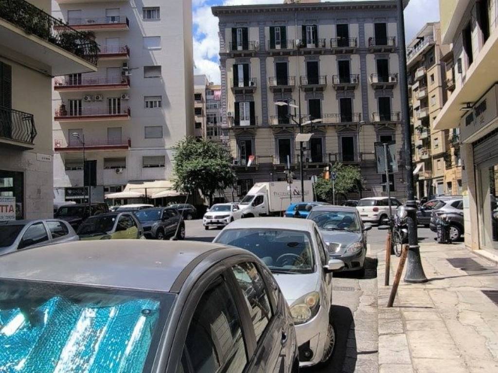 Box / garage a Palermo in Piazza Diodoro Siculo - Foto 2