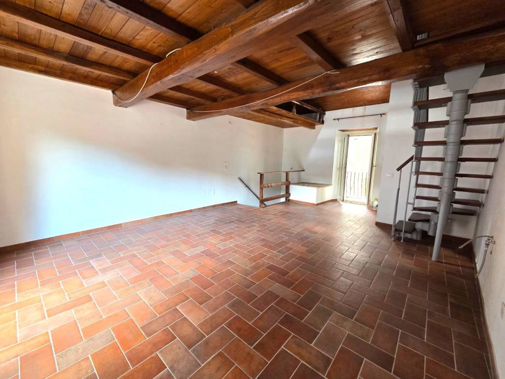 Appartamento a Caprarola in Via Giuseppe Mazzini - Foto 5